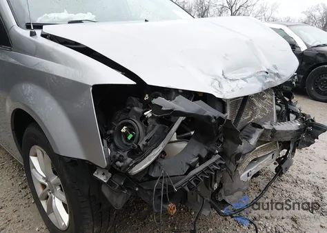 2018 Dodge Grand Caravan Sxt z USA, uszkodzony, nr VIN 2C4RDGCG9JR210245